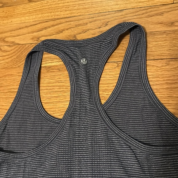 Lululemon swiftly tank pin stripe *original* - Picture 5 of 5